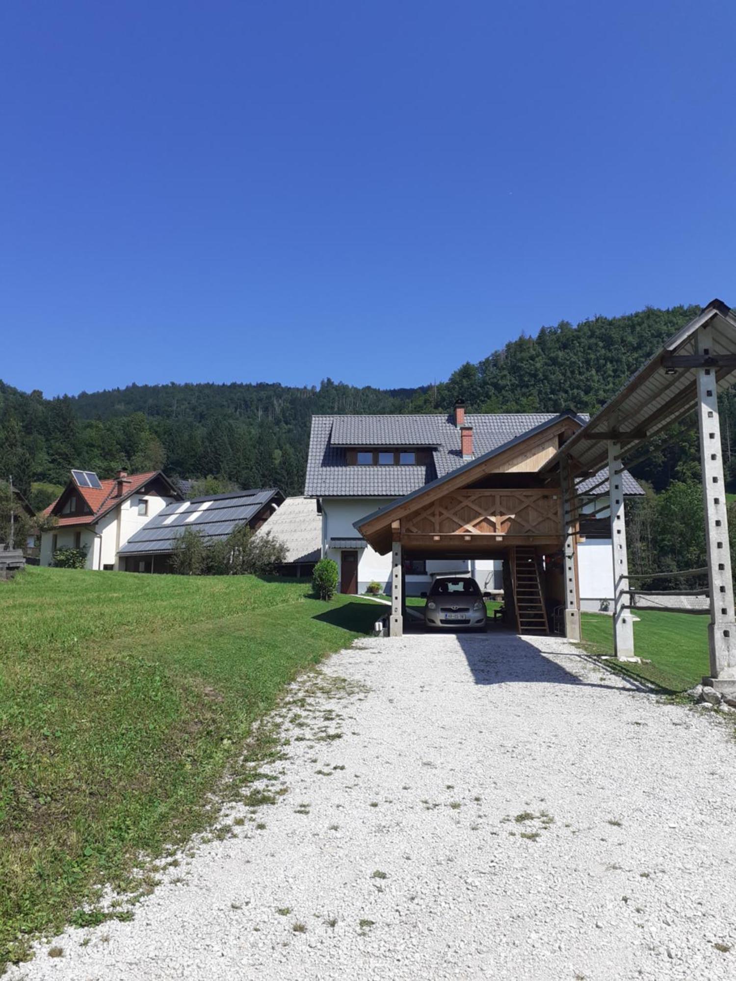 Soba Pri Bregarju Apartment Bohinj Luaran gambar